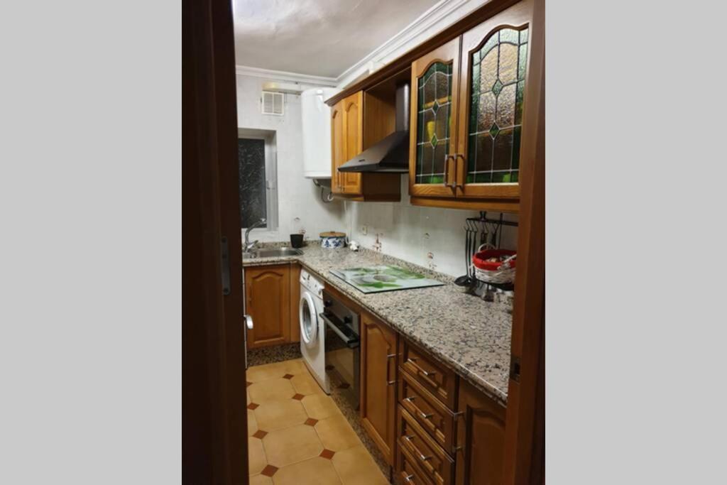 Beautiful And Cozy Apartment In Seville. Bagian luar foto